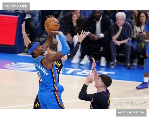 雷霆主场139-96狂胜湖人,东契奇腿筋拉伤提前离场